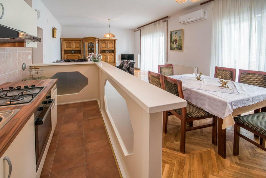 Beljan Apartments Крк Екстер'єр фото